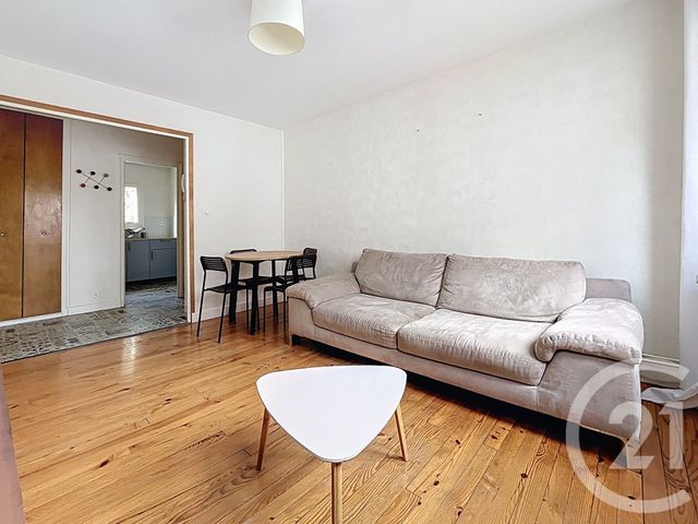 Appartement F3 &agrave; louer - 3 pi&egrave;ces - 52,52 m2 - Chamalieres - 63 - AUVERGNE