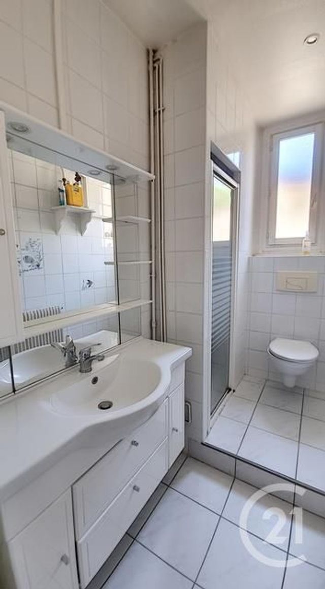 Appartement F2 &agrave; louer - 2 pi&egrave;ces - 47,03 m2 - Clermont Ferrand - 63 - AUVERGNE