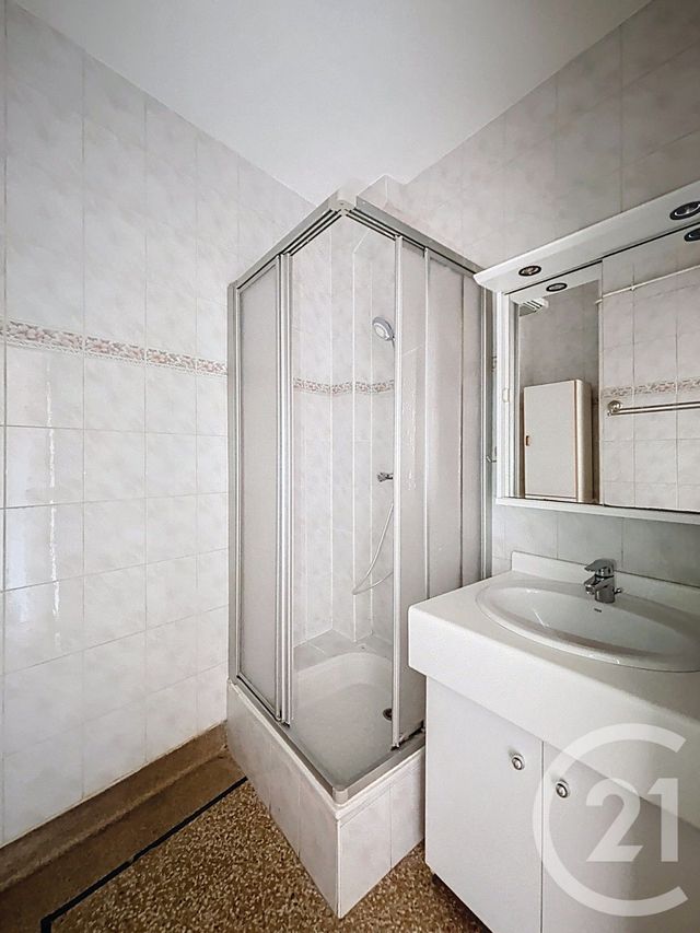 Appartement F3 &agrave; vendre - 3 pi&egrave;ces - 57,68 m2 - Clermont Ferrand - 63 - AUVERGNE