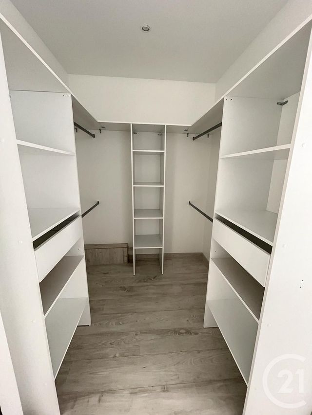 Appartement F2 &agrave; louer - 2 pi&egrave;ces - 53,28 m2 - Clermont Ferrand - 63 - AUVERGNE