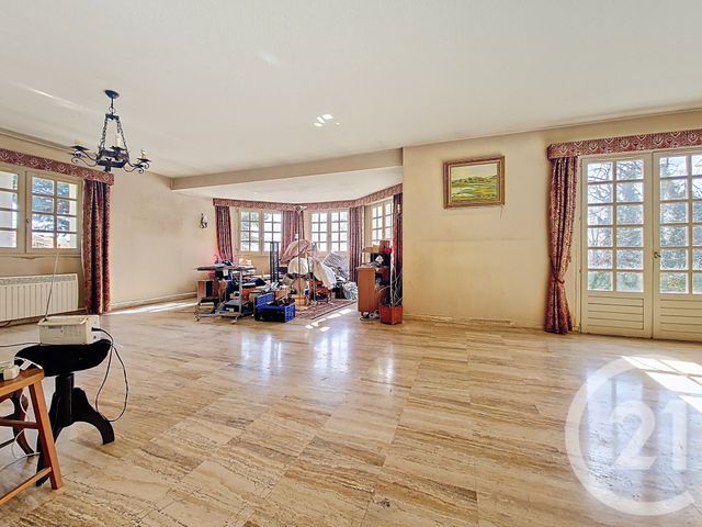 Maison &agrave; vendre - 8 pi&egrave;ces - 214 m2 - Clermont Ferrand - 63 - AUVERGNE