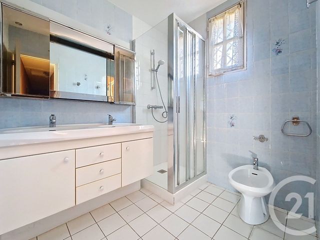 Maison &agrave; vendre - 8 pi&egrave;ces - 214 m2 - Clermont Ferrand - 63 - AUVERGNE