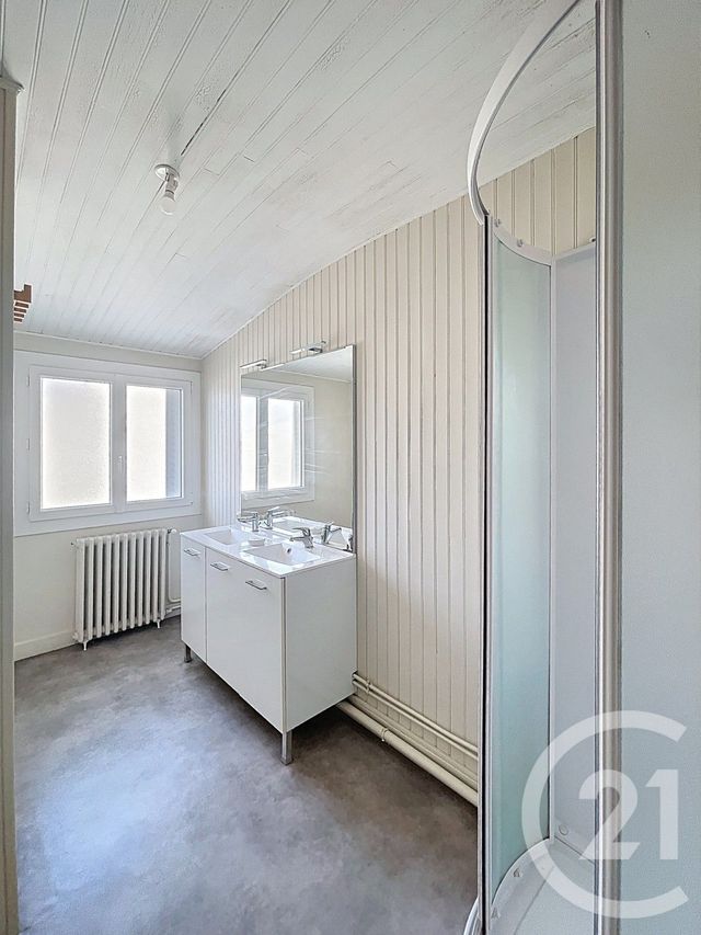 Appartement F4 &agrave; vendre - 4 pi&egrave;ces - 129,60 m2 - Clermont Ferrand - 63 - AUVERGNE