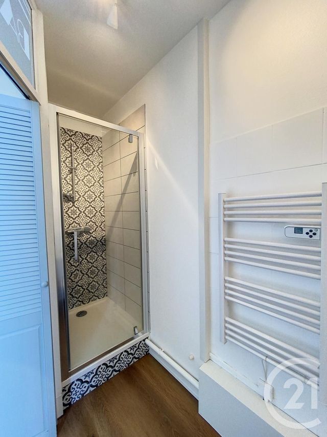 Appartement F1 &agrave; louer - 1 pi&egrave;ce - 22,90 m2 - Chamalieres - 63 - AUVERGNE