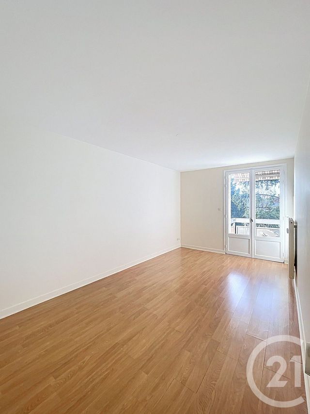 Appartement F3 &agrave; vendre - 3 pi&egrave;ces - 56,14 m2 - Clermont Ferrand - 63 - AUVERGNE