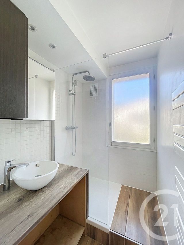 Appartement F3 &agrave; vendre - 3 pi&egrave;ces - 56,14 m2 - Clermont Ferrand - 63 - AUVERGNE