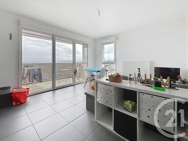 Appartement F2 &agrave; louer - 2 pi&egrave;ces - 43,69 m2 - Clermont Ferrand - 63 - AUVERGNE