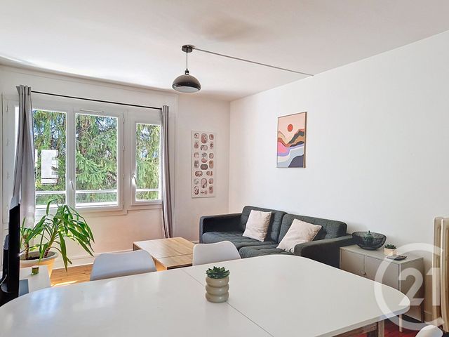 Appartement T3 &agrave; vendre - 3 pi&egrave;ces - 49,34 m2 - Clermont Ferrand - 63 - AUVERGNE