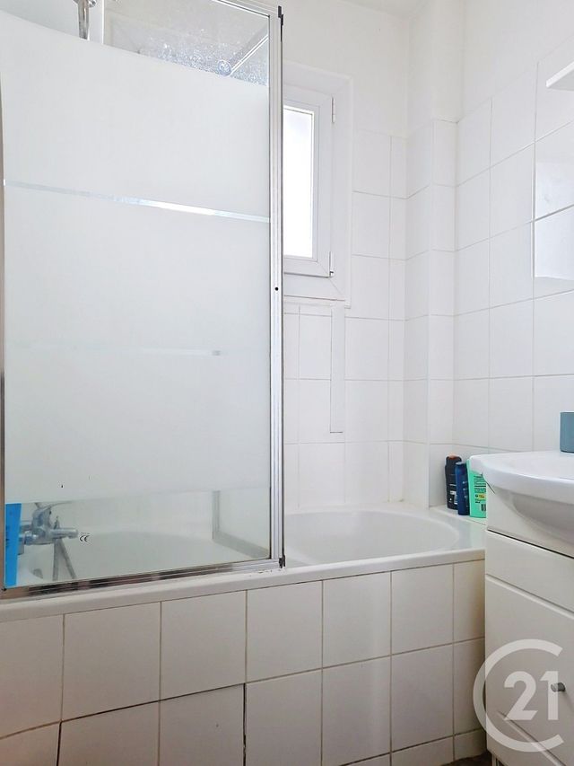 Appartement T3 &agrave; vendre - 3 pi&egrave;ces - 49,34 m2 - Clermont Ferrand - 63 - AUVERGNE