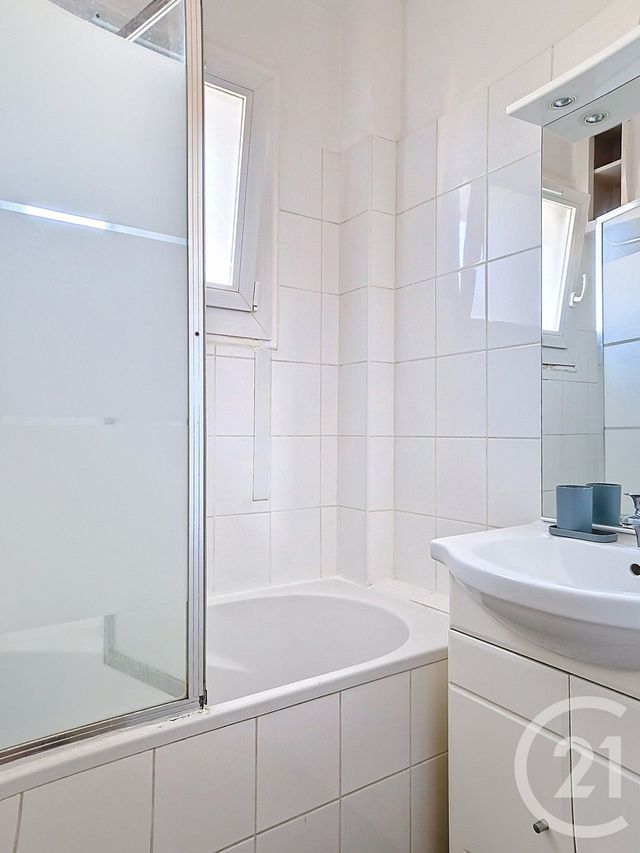 Appartement T3 &agrave; vendre - 3 pi&egrave;ces - 49,34 m2 - Clermont Ferrand - 63 - AUVERGNE