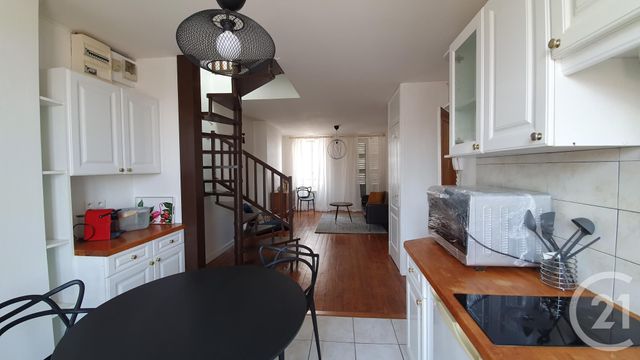 Appartement F2 &agrave; louer - 2 pi&egrave;ces - 47,84 m2 - Clermont Ferrand - 63 - AUVERGNE