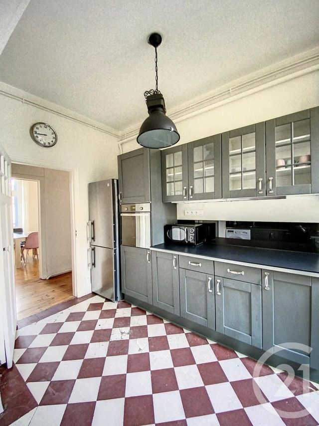 Appartement F3 &agrave; louer - 3 pi&egrave;ces - 72,71 m2 - Clermont Ferrand - 63 - AUVERGNE