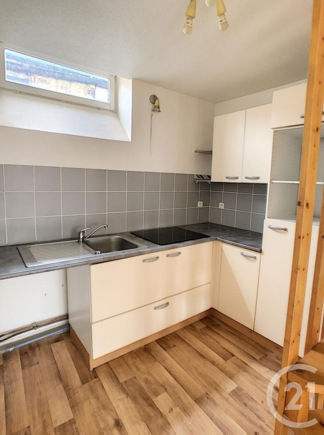 Appartement F2 &agrave; louer - 2 pi&egrave;ces - 50,03 m2 - Clermont Ferrand - 63 - AUVERGNE