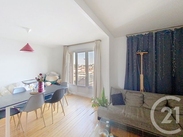 Appartement F3 &agrave; louer - 3 pi&egrave;ces - 69,74 m2 - Clermont Ferrand - 63 - AUVERGNE