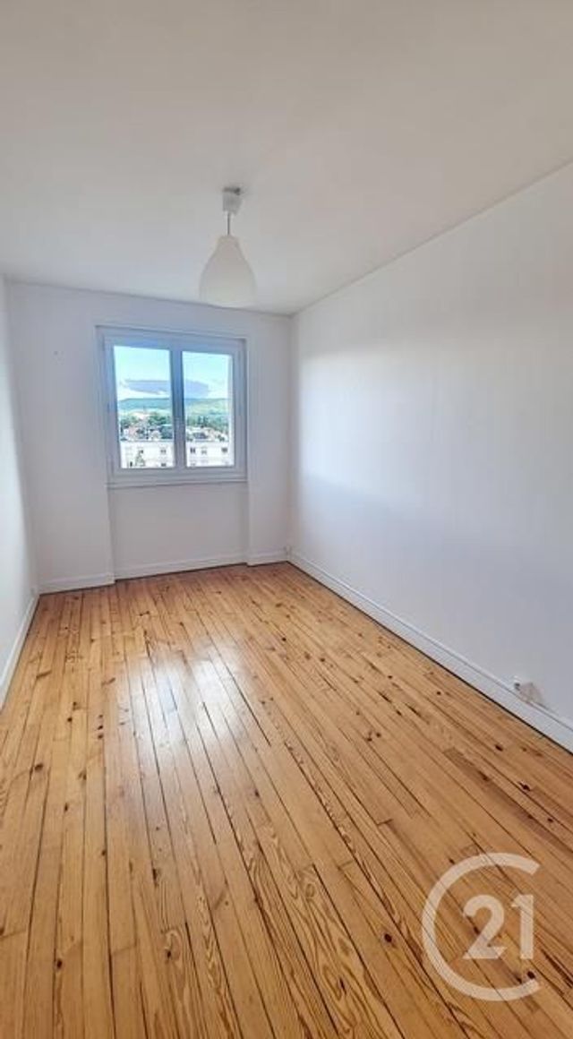 Appartement F3 &agrave; louer - 3 pi&egrave;ces - 69,74 m2 - Clermont Ferrand - 63 - AUVERGNE