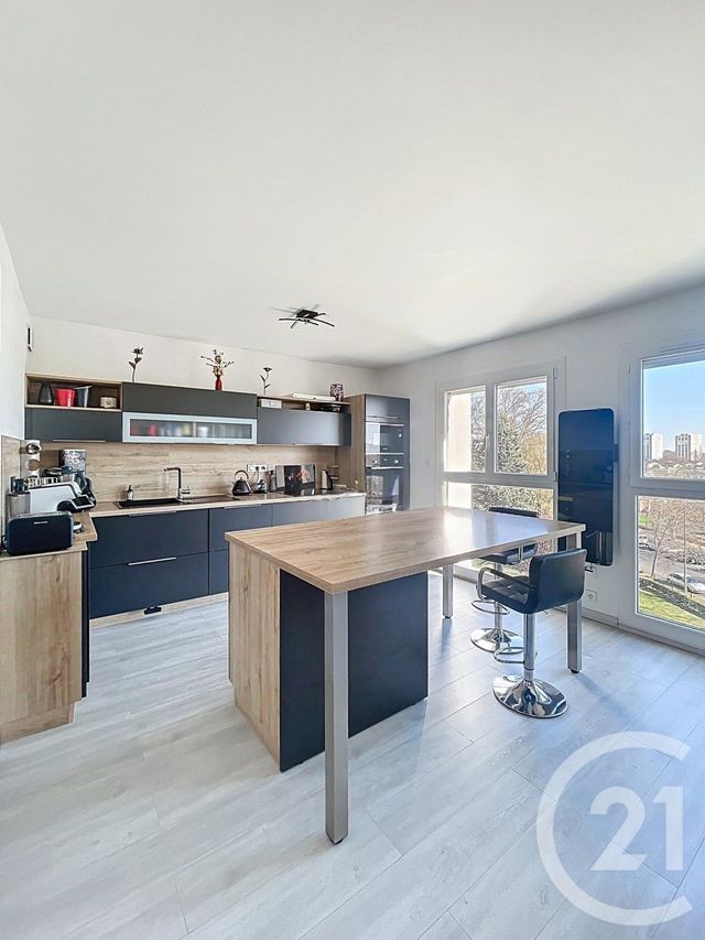 Appartement F5 &agrave; vendre - 5 pi&egrave;ces - 93,21 m2 - Clermont Ferrand - 63 - AUVERGNE