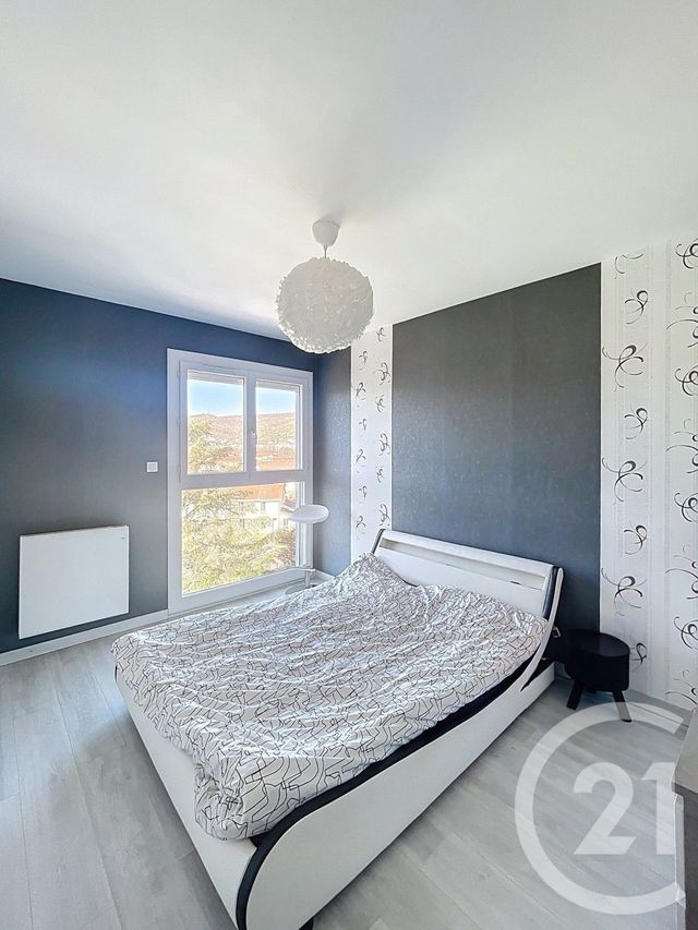 Appartement F5 &agrave; vendre - 5 pi&egrave;ces - 93,21 m2 - Clermont Ferrand - 63 - AUVERGNE