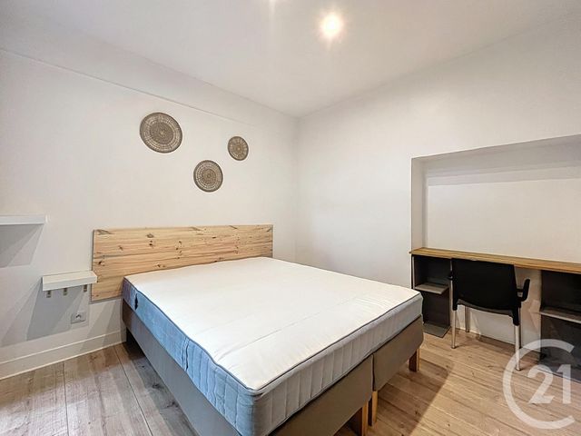 Appartement F3 &agrave; louer - 3 pi&egrave;ces - 50,05 m2 - Clermont Ferrand - 63 - AUVERGNE