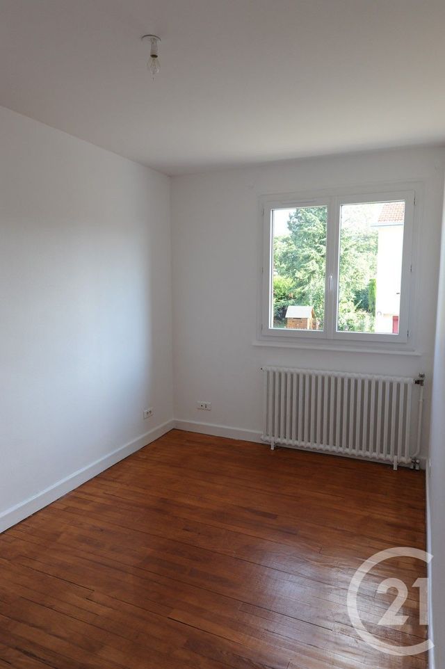 Maison &agrave; louer - 6 pi&egrave;ces - 122,09 m2 - Clermont Ferrand - 63 - AUVERGNE