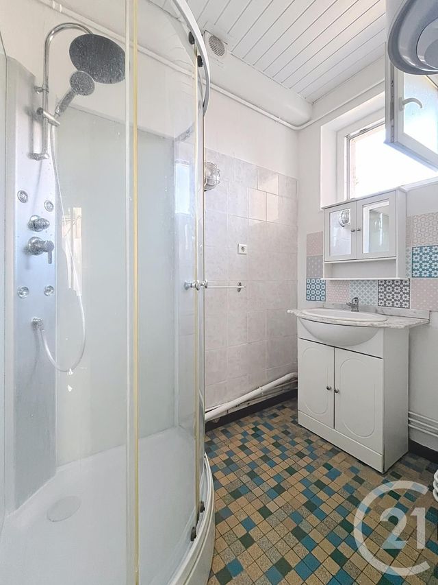 Appartement F1 &agrave; louer - 1 pi&egrave;ce - 31,28 m2 - Clermont Ferrand - 63 - AUVERGNE