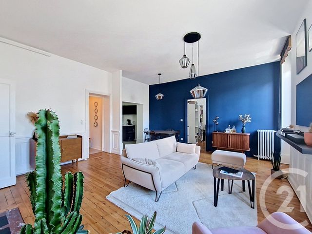Appartement T3 &agrave; vendre - 3 pi&egrave;ces - 73,43 m2 - Clermont Ferrand - 63 - AUVERGNE