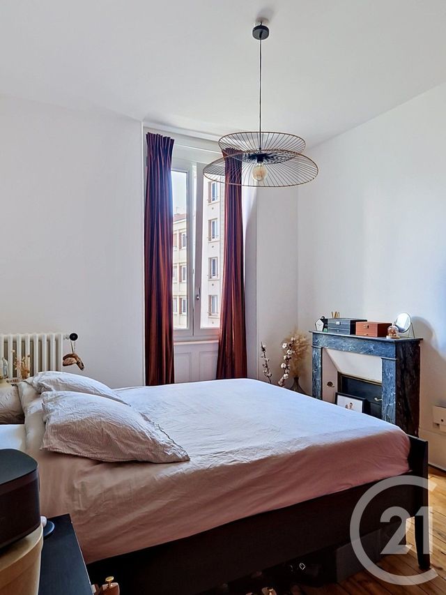 Appartement T3 &agrave; vendre - 3 pi&egrave;ces - 73,43 m2 - Clermont Ferrand - 63 - AUVERGNE