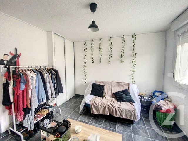 Appartement F1 &agrave; louer - 1 pi&egrave;ce - 20,45 m2 - Clermont Ferrand - 63 - AUVERGNE