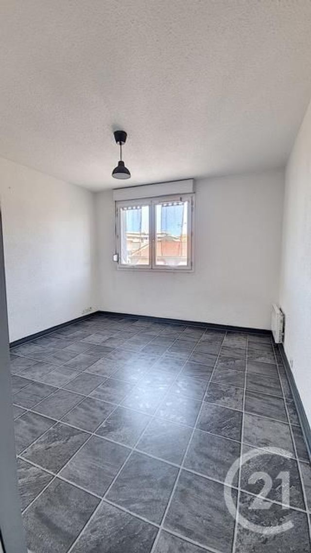 Appartement F1 &agrave; louer - 1 pi&egrave;ce - 20,45 m2 - Clermont Ferrand - 63 - AUVERGNE