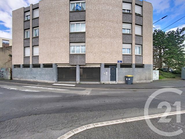 Parking &agrave; louer - 10 m2 - Clermont Ferrand - 63 - AUVERGNE