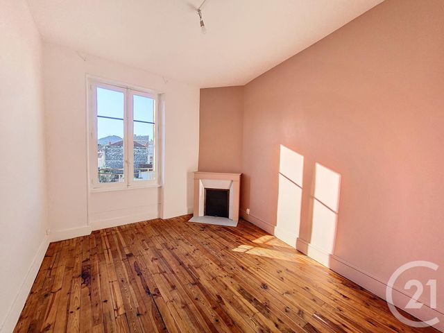 Appartement F4 &agrave; louer - 4 pi&egrave;ces - 89,88 m2 - Chamalieres - 63 - AUVERGNE