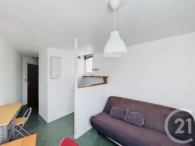 Appartement F1 &agrave; louer - 1 pi&egrave;ce - 19 m2 - Clermont Ferrand - 63 - AUVERGNE