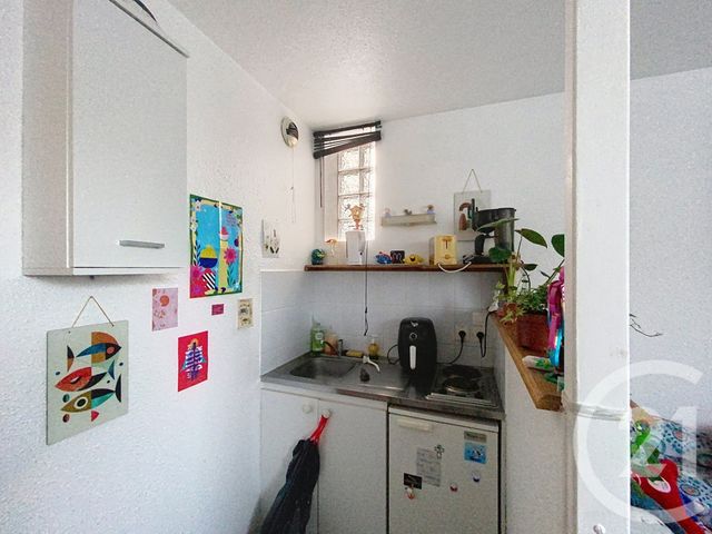 Appartement F1 &agrave; louer - 1 pi&egrave;ce - 19 m2 - Clermont Ferrand - 63 - AUVERGNE