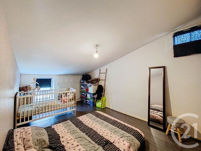 Appartement F4 &agrave; louer - 4 pi&egrave;ces - 63,70 m2 - La Roche Blanche - 63 - AUVERGNE