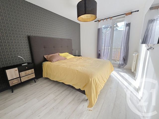 Appartement F3 &agrave; louer - 3 pi&egrave;ces - 74,05 m2 - Chamalieres - 63 - AUVERGNE