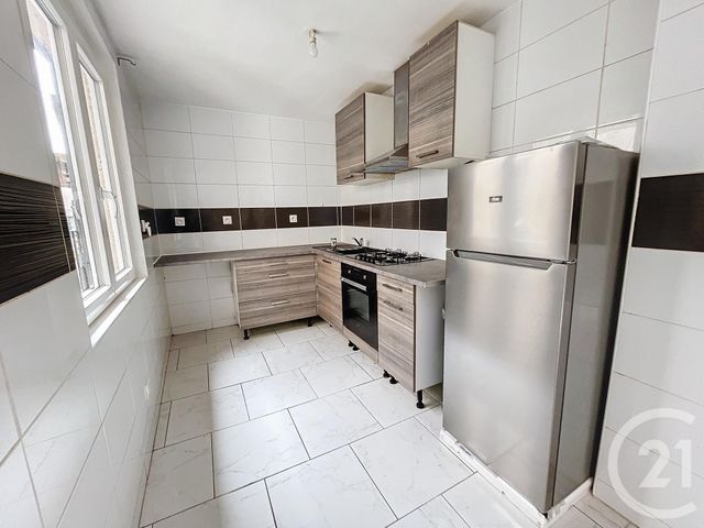 Maison &agrave; louer - 4 pi&egrave;ces - 72 m2 - Cebazat - 63 - AUVERGNE