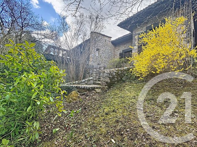 Maison &agrave; vendre - 8 pi&egrave;ces - 300 m2 - Orcines - 63 - AUVERGNE