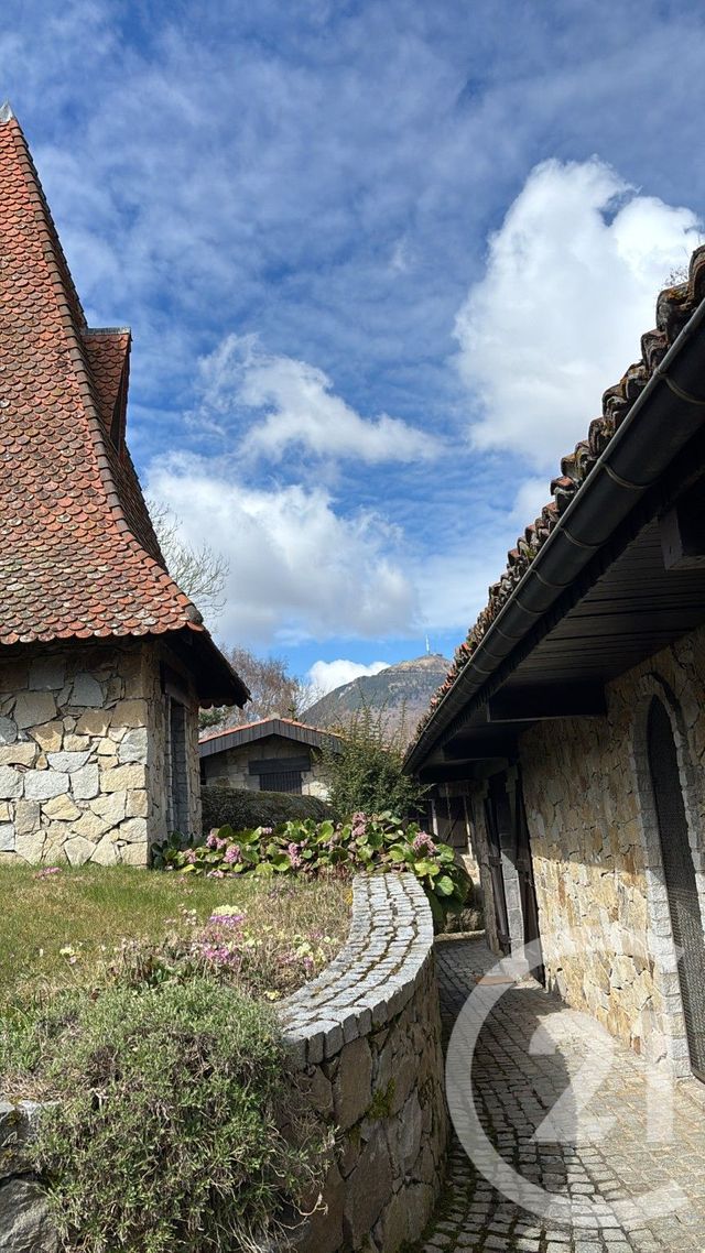 Maison &agrave; vendre - 8 pi&egrave;ces - 300 m2 - Orcines - 63 - AUVERGNE