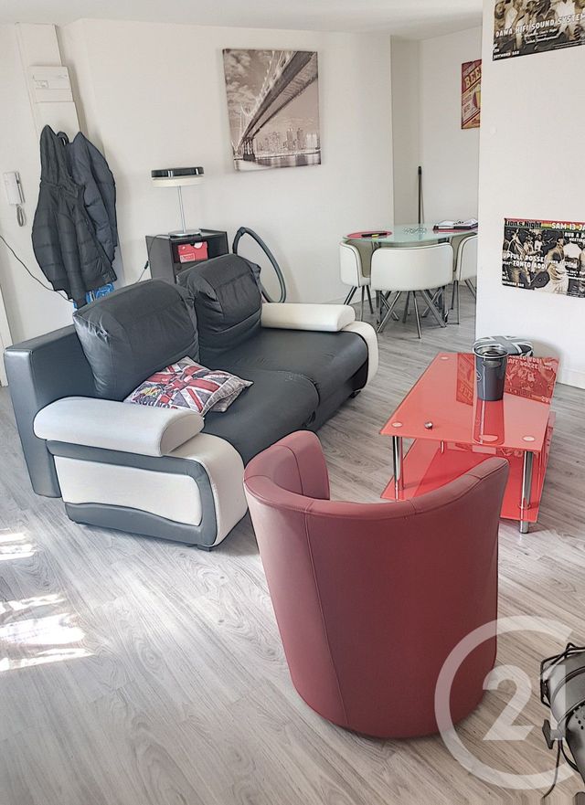 Appartement F2 &agrave; louer - 2 pi&egrave;ces - 50,65 m2 - Clermont Ferrand - 63 - AUVERGNE