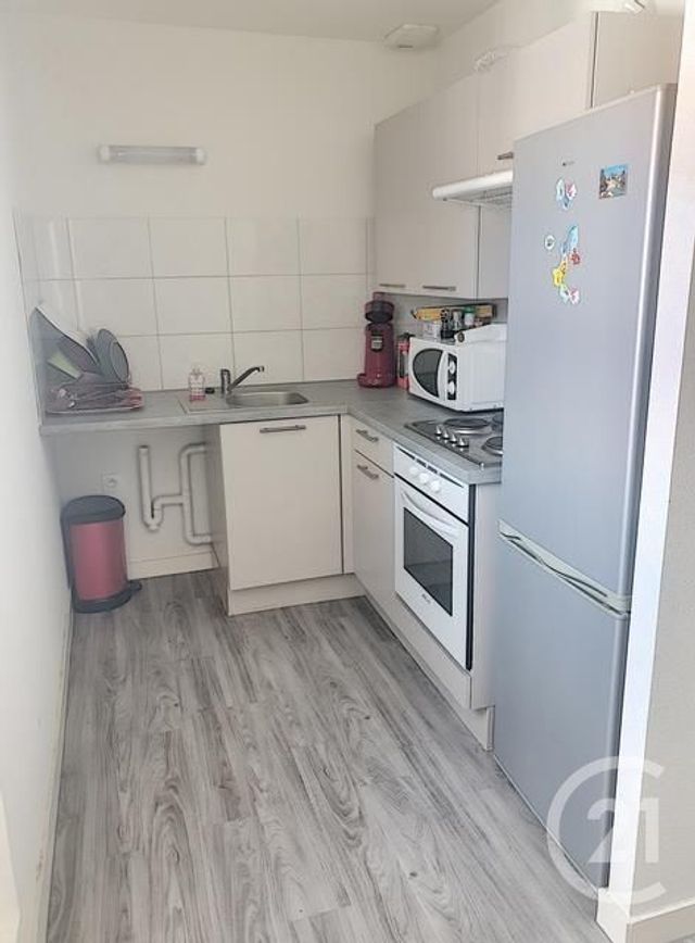 Appartement F2 &agrave; louer - 2 pi&egrave;ces - 50,65 m2 - Clermont Ferrand - 63 - AUVERGNE