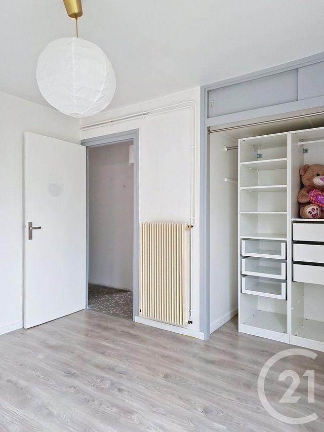 Appartement T4 &agrave; vendre - 4 pi&egrave;ces - 82,27 m2 - Chamalieres - 63 - AUVERGNE