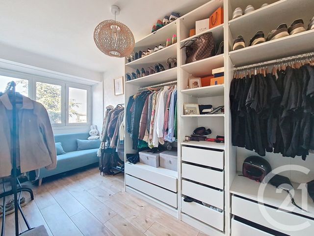 Appartement T3 &agrave; vendre - 3 pi&egrave;ces - 65,08 m2 - Chamalieres - 63 - AUVERGNE