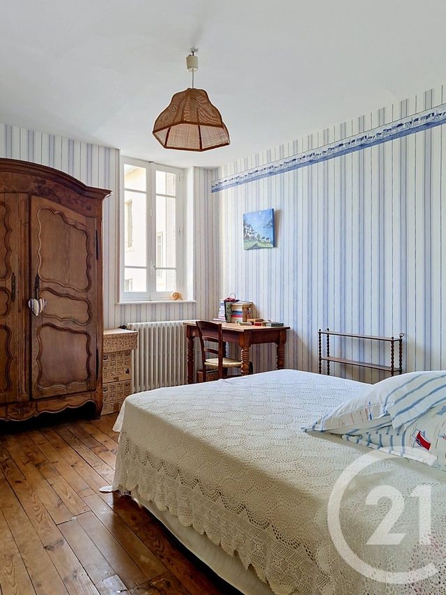 Maison &agrave; vendre - 12 pi&egrave;ces - 220 m2 - Clermont Ferrand - 63 - AUVERGNE