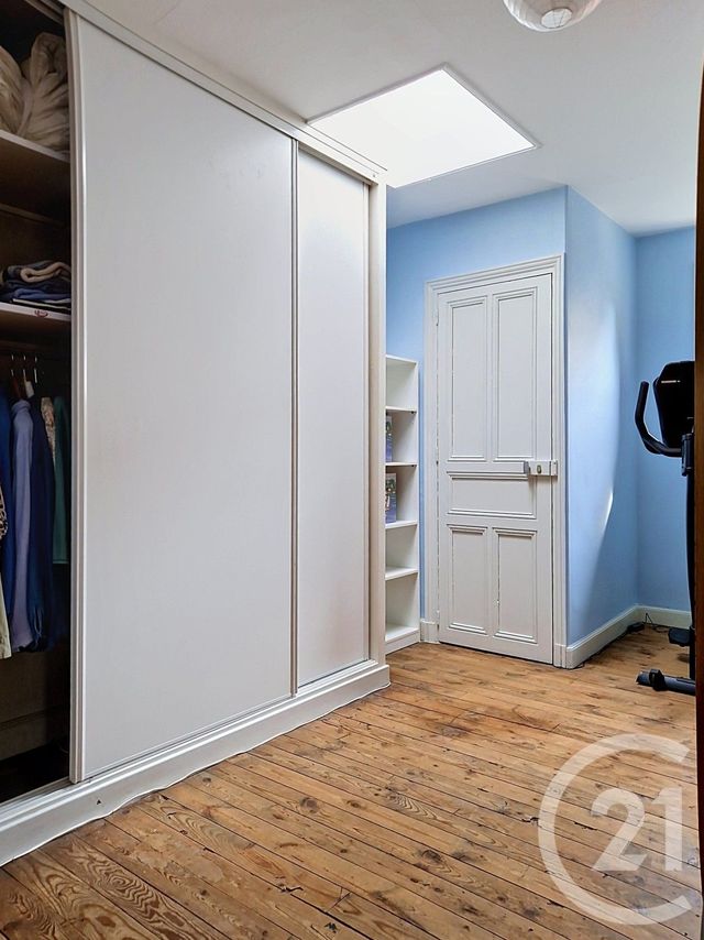 Maison &agrave; vendre - 12 pi&egrave;ces - 220 m2 - Clermont Ferrand - 63 - AUVERGNE