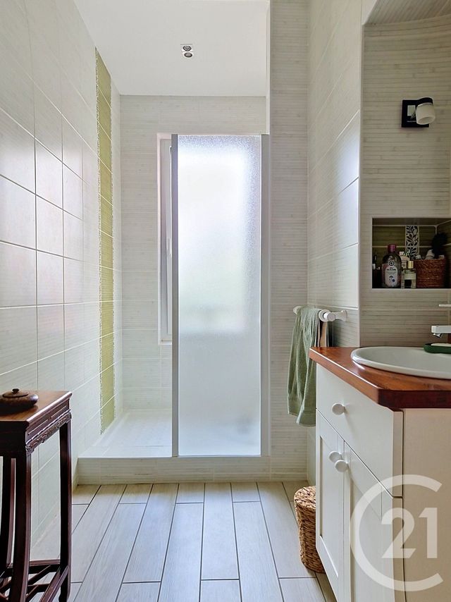 Maison &agrave; vendre - 12 pi&egrave;ces - 220 m2 - Clermont Ferrand - 63 - AUVERGNE
