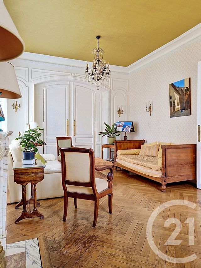 Maison &agrave; vendre - 12 pi&egrave;ces - 220 m2 - Clermont Ferrand - 63 - AUVERGNE