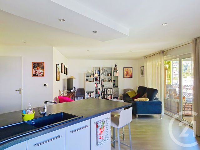 Appartement T4 &agrave; vendre - 4 pi&egrave;ces - 80,19 m2 - Clermont Ferrand - 63 - AUVERGNE