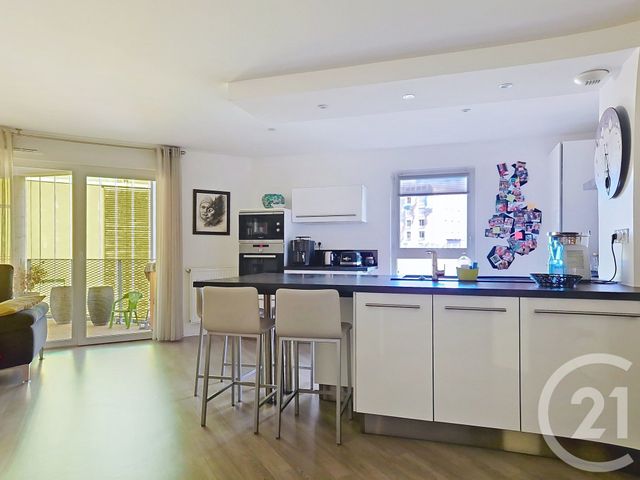 Appartement T4 &agrave; vendre - 4 pi&egrave;ces - 80,19 m2 - Clermont Ferrand - 63 - AUVERGNE