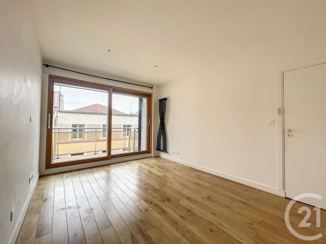 Appartement F3 &agrave; louer - 3 pi&egrave;ces - 77,62 m2 - Clermont Ferrand - 63 - AUVERGNE
