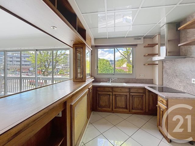 Appartement F2 &agrave; louer - 2 pi&egrave;ces - 47,39 m2 - Chamalieres - 63 - AUVERGNE