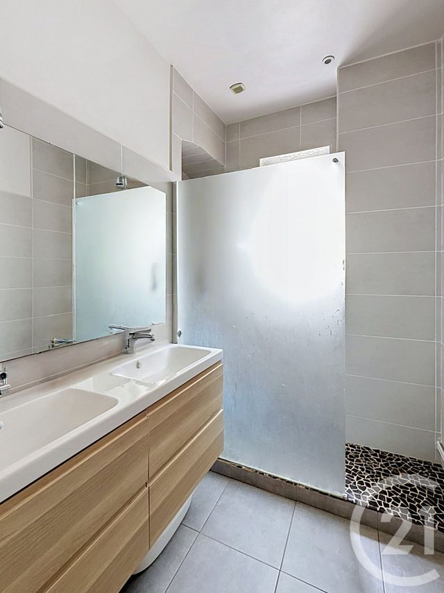 Appartement F4 &agrave; vendre - 5 pi&egrave;ces - 105,01 m2 - Clermont Ferrand - 63 - AUVERGNE